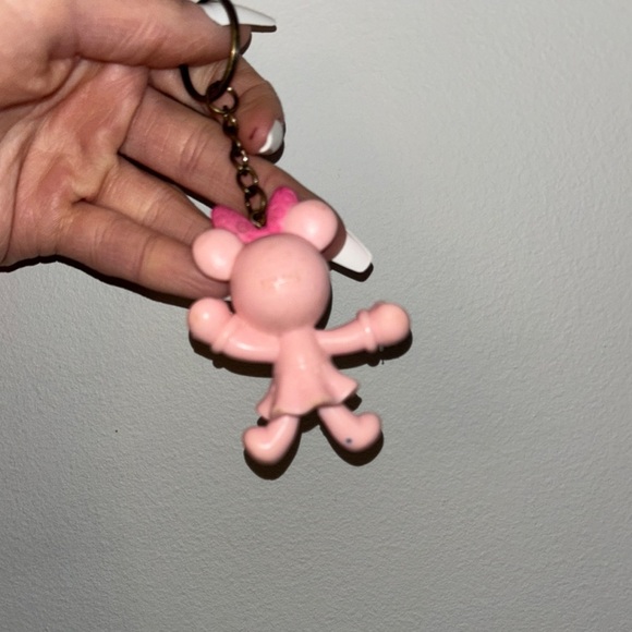 Pink Minnie Mouse plush Keychain - Picture 2 of 7